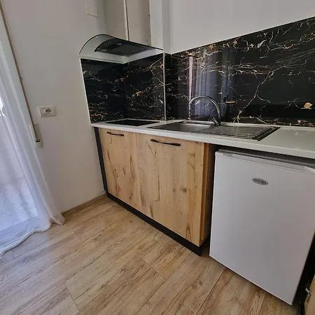 Apartment In Vlore With Beach Access * Vlorë